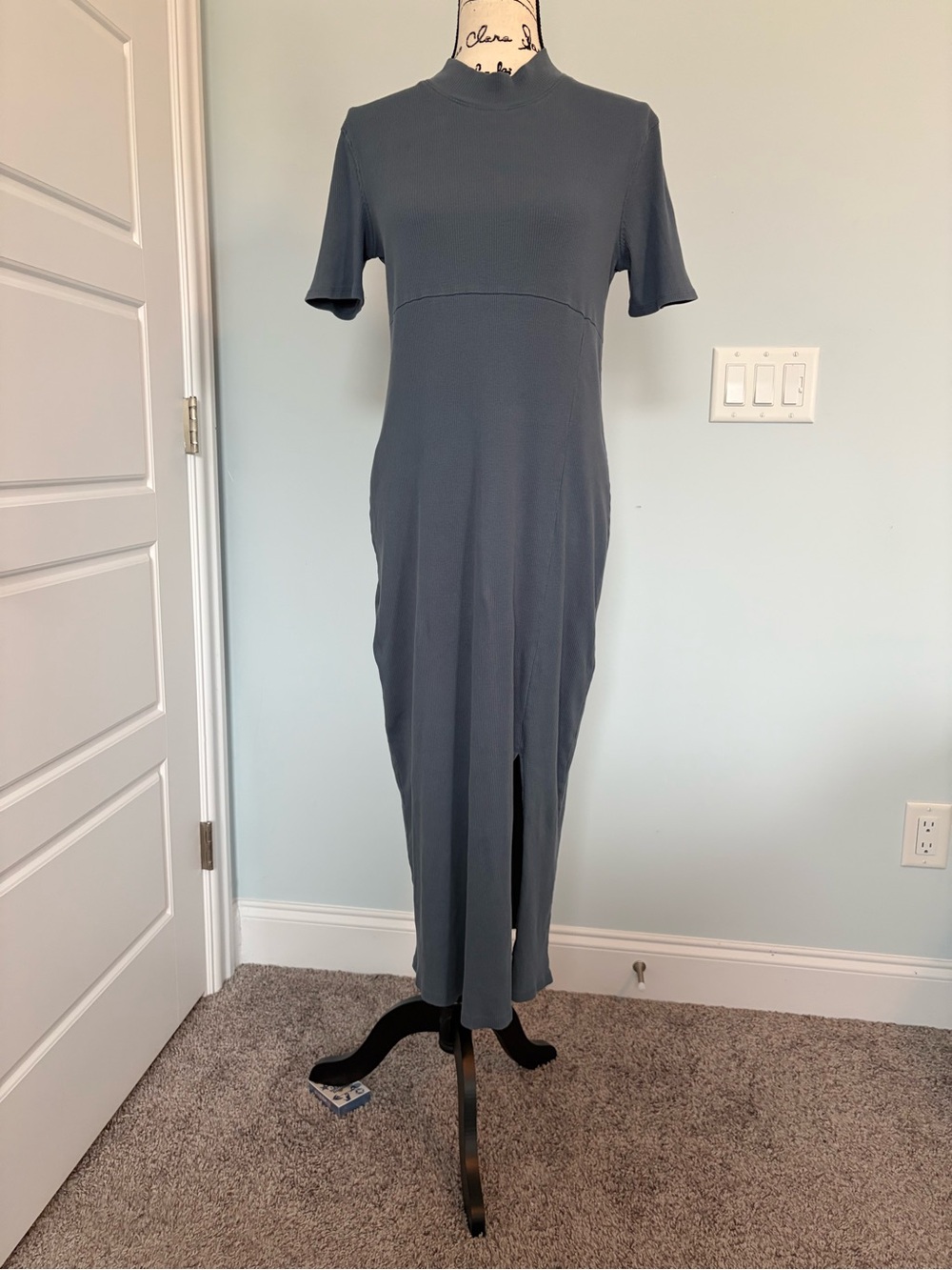 Zara Slate Gray/Blue Short-Sleeve Maxi Dress